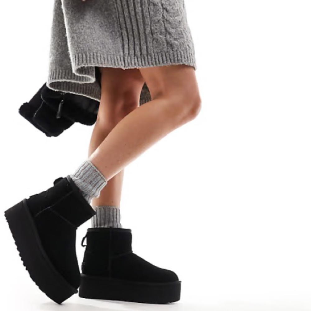 UGG Classic mini platform boots in black